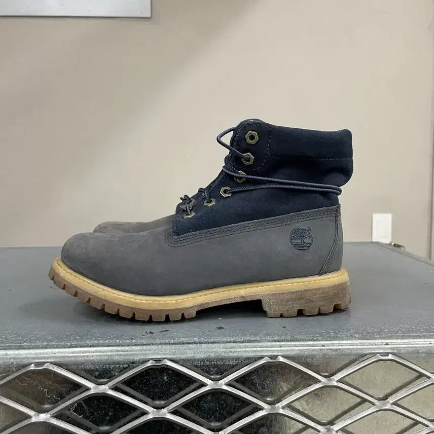 [BUNJANG] Timberland Roll Top Boots 235 / 팀버랜드 롤탑부츠 235 (gr-5788)