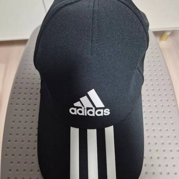 [BUNJANG] Adidas Three-Stripes Baseball Cap / 아디다스 모자