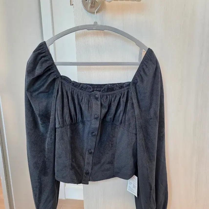 [BUNJANG] 8seconds Black Velvet Blouse M / 에잇세컨즈 블랙 벨벳 블라우스 M (새상품)
