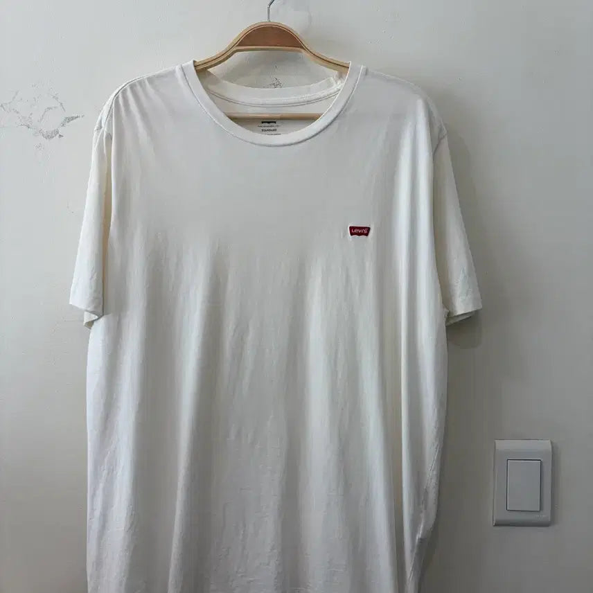 [BUNJANG] Levi's Small Logo T-Shirt / N296. 리바이스 스몰로고 반팔티
