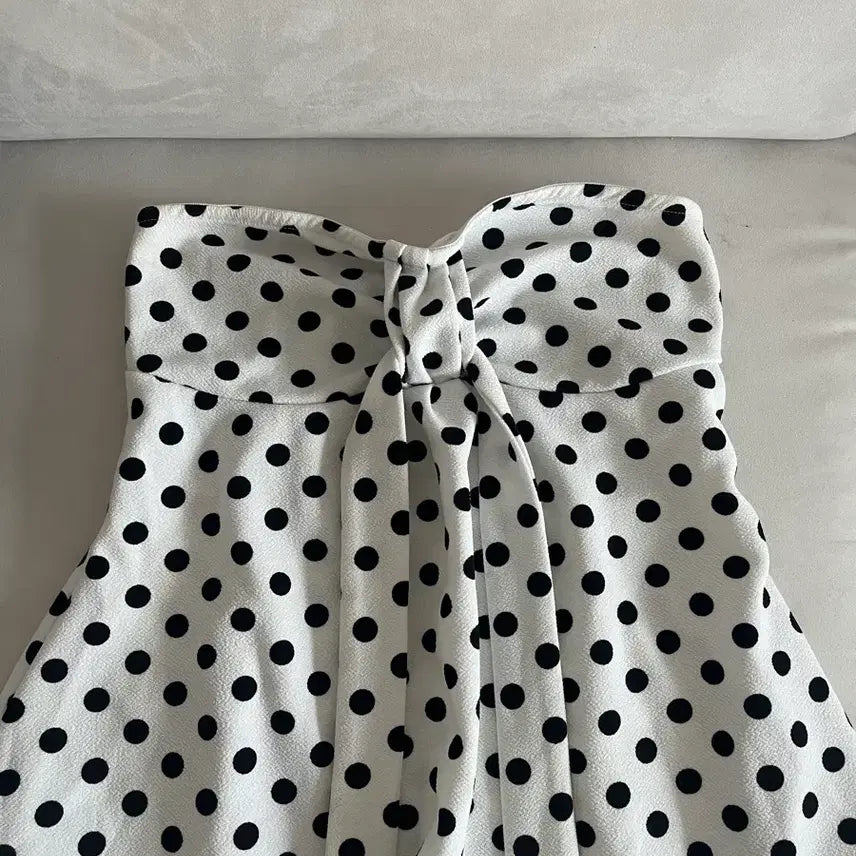 [BUNJANG] Polka Dot Blouse with Scarf / 에이블리 도트 탑 블라우스 스카프