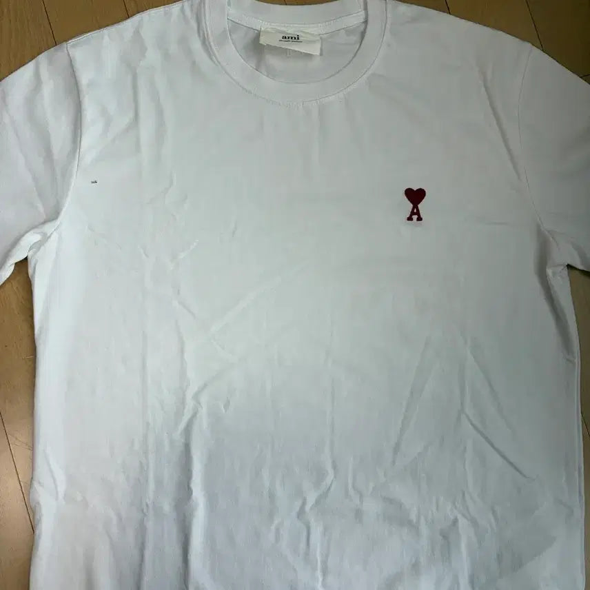 [BUNJANG] AMI Heart Logo Short Sleeve T-Shirt White / 아미 반팔