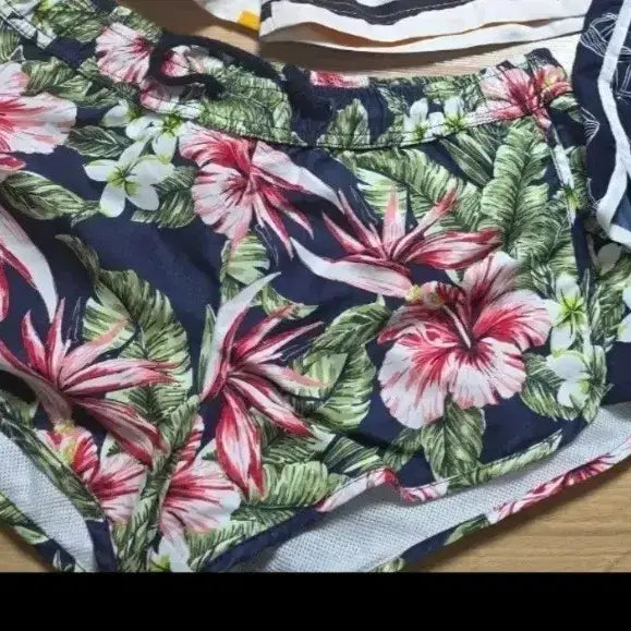 [BUNJANG] Women's Hawaiian Pattern Swim Trunks Shorts / 여자.90하와이안 패턴 반바지 수영복