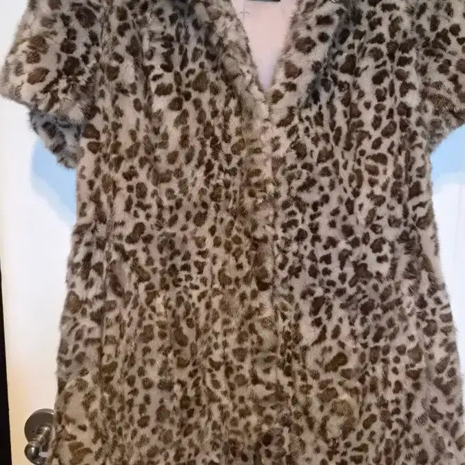 [BUNJANG] Jindo Hooded Mink Coat Leopard Print Size 66 / 진도 후드 밍크 66 반가슴50 길이80