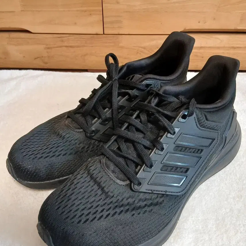 [BUNJANG] Adidas All Black Running Shoes Size 270 / 아디다스  올블랙  런닝화  270사이즈