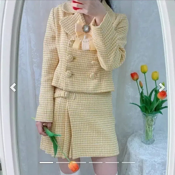 [BUNJANG] Airi Arewear Yellow Tweed Setup with Brooch / 에이리 아리웨어 옐로우 트위드 셋업 + 브로치