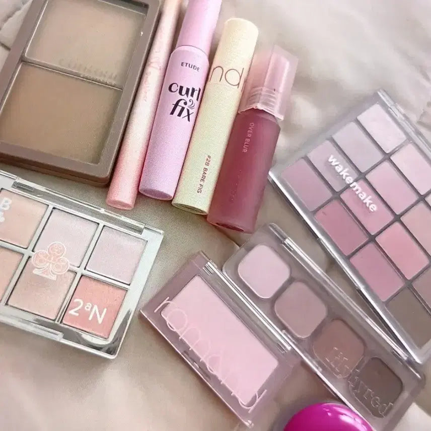 [BUNJANG] Etude House, TWOEEN, Peripera, Rom&nd, WakeMake, Lilybyred, Fykee Makeup Lot / 여쿨 겨쿨 화장품 판매해요 !!