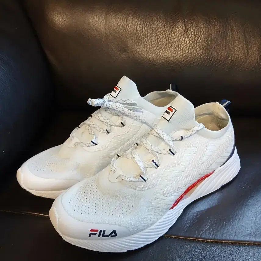 [BUNJANG] Fila Sneakers White/Red / 휠라 운동화 화이트/레드