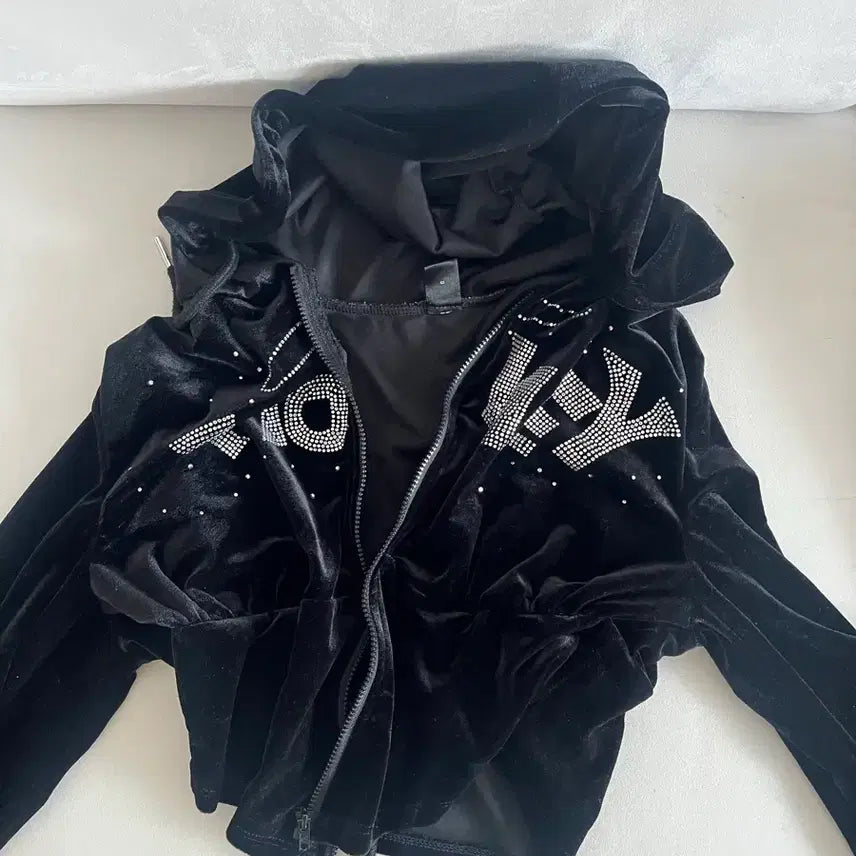 [BUNJANG] Women's Black Velvet Tracksuit Set / 여성 블랙 벨벳 트레이닝복 세트