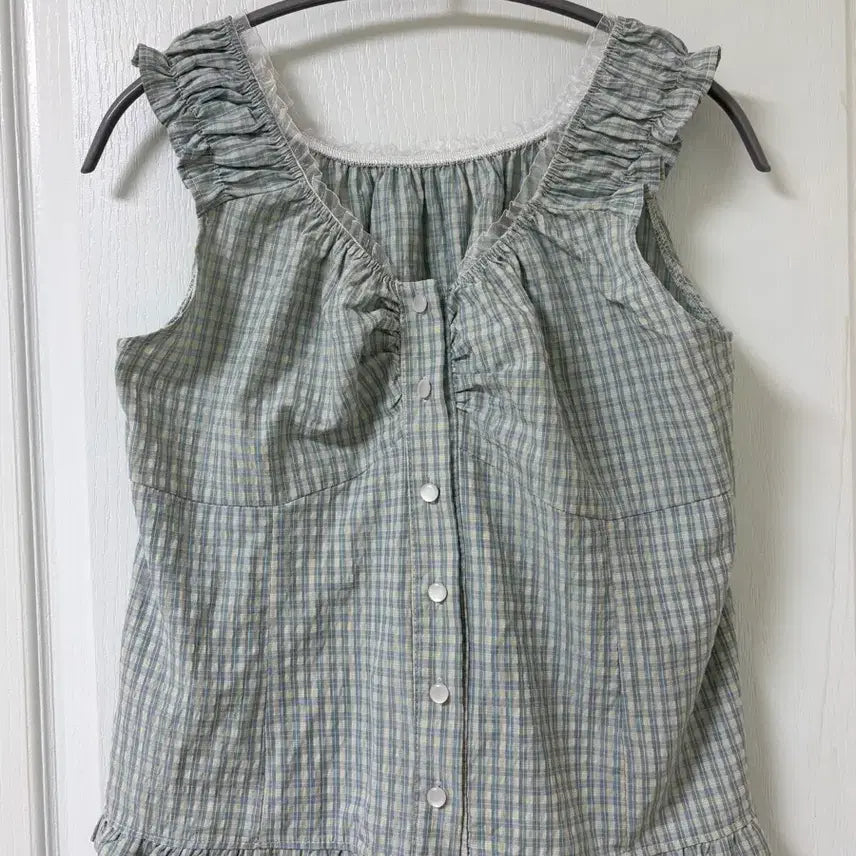 [BUNJANG] Canele Lace Check Sleeveless Blouse Mint / 체크 나시 블라우스