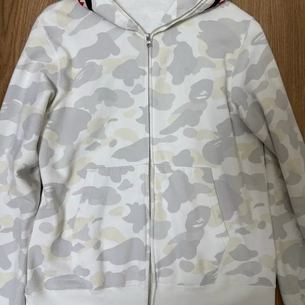 [BUNJANG] BAPE Shark Hoodie 'Back Logo' (White) Glow-in-the-Dark, L / 베이프 샤크후드 백계(화이트) 야광 L 사이즈