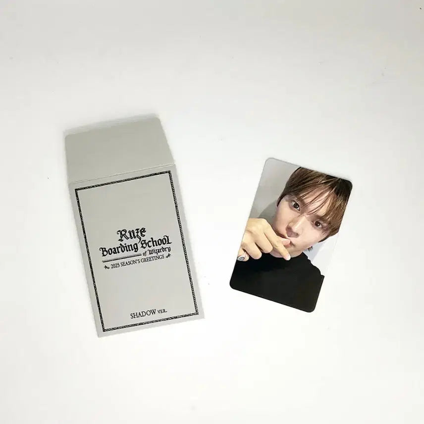 [BUNJANG] RIIZE Eunseok 2025 Season's Greeting Photocard B_1 / 라이즈 은석 2025 시즌그리팅 포토카드 B_1 RIIZE EUNSEOK 2025 SEASON'S GREETING PHOTOCARD B_1