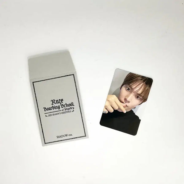 [BUNJANG] RIIZE Eunseok 2025 Season's Greeting Photocard B_1 / 라이즈 은석 2025 시즌그리팅 포토카드 B_1 RIIZE EUNSEOK 2025 SEASON'S GREETING PHOTOCARD B_1