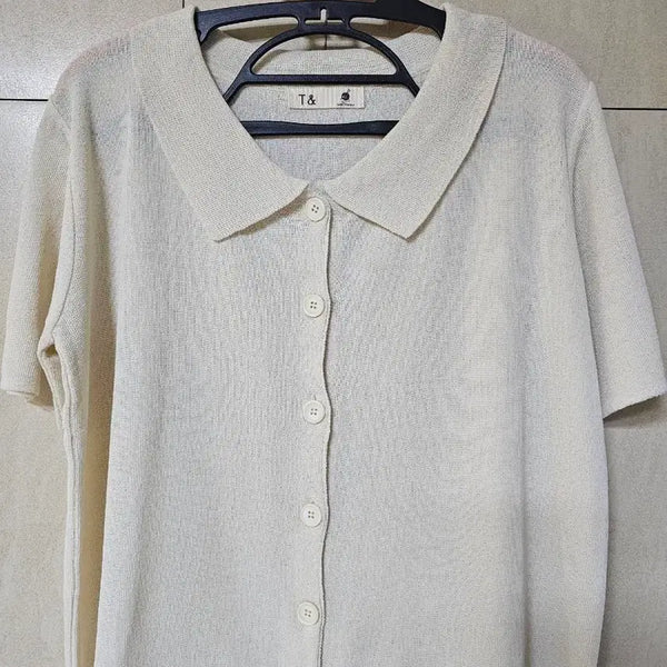 [BUNJANG] T&G Beige Collar Short-Sleeve Knit Top / 새상품)T&G 연베이지 카라 반팔 니트 55~77