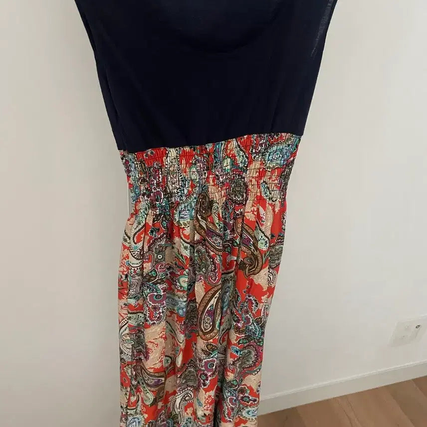 [BUNJANG] Sleeveless Maxi Dress Navy Top with Colorful Patterned Skirt / 나시소매 원피스