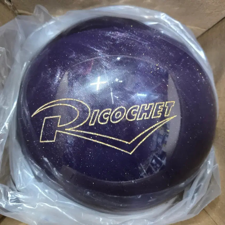 [BUNJANG] Columbia 300 Ricochet Pearl Bowling Ball / 택배무료 15.3파운드 공인구 콜롬비아300 리코쳇 펄 새볼링공