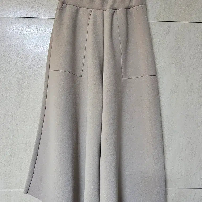 [BUNJANG] MIJUA Beige Wide 7-Part Pants (Size 55-66) / 새상품)MIJUA 베이지 와이드 7부 팬츠 55~66
