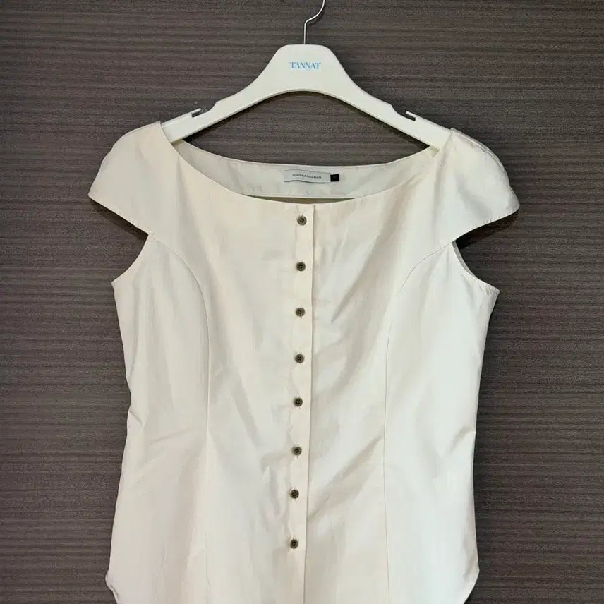 [BUNJANG] Kinder Salmon Boatneck Blouse / 킨더살몬 보트넥 블라우스 2