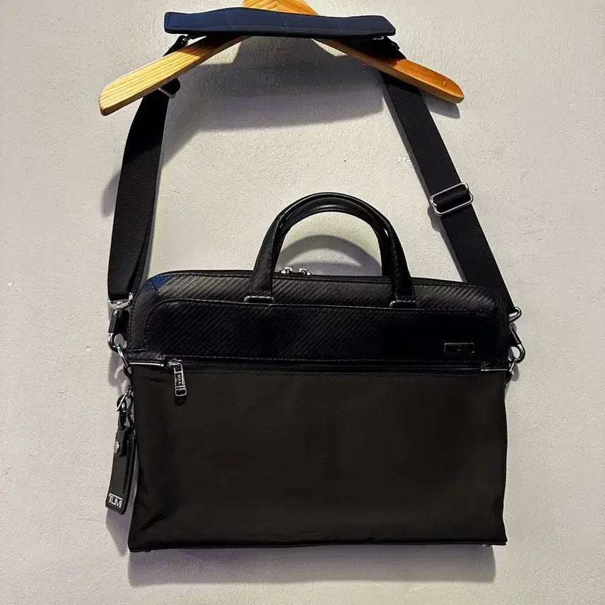 [BUNJANG] Tumi Genuine Laptop Bag / 투미 정품 노트북백