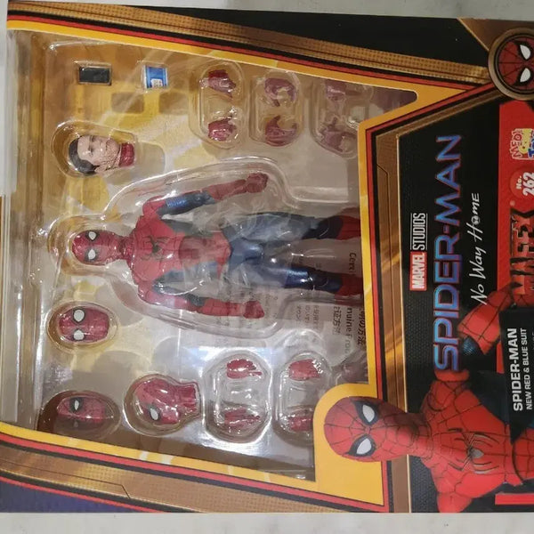 [BUNJANG] Mafex Spider-Man Red and Blue Suit Action Figure / 마펙스 Mafex 스파이더맨 레드앤블루 슈트