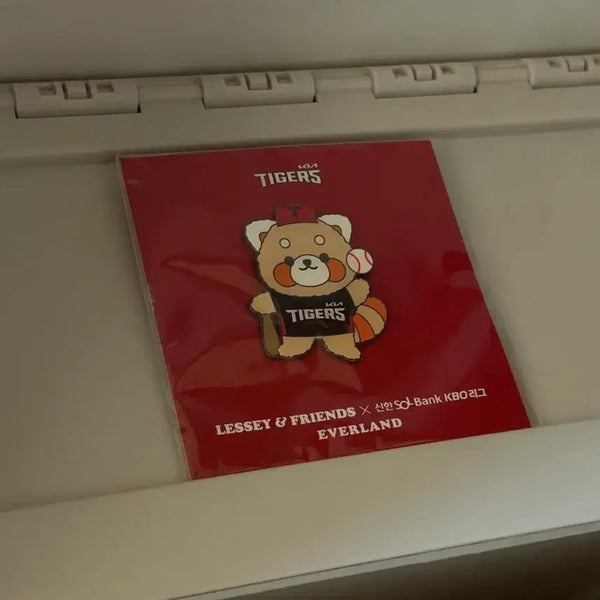 [BUNJANG] Kia Tigers Baseball Team Badge / 기아타이거즈 레시 뱃지