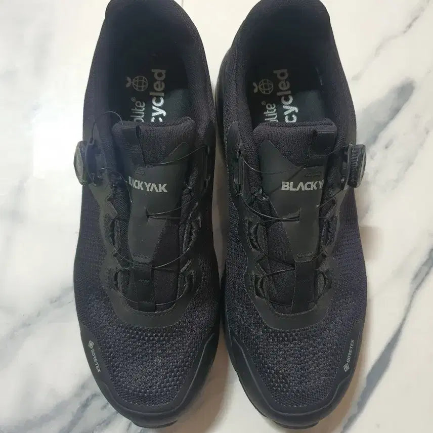 [BUNJANG] Black Yak Gore-Tex Trekking Shoes / 블랙야크 고어텍스 트레킹화