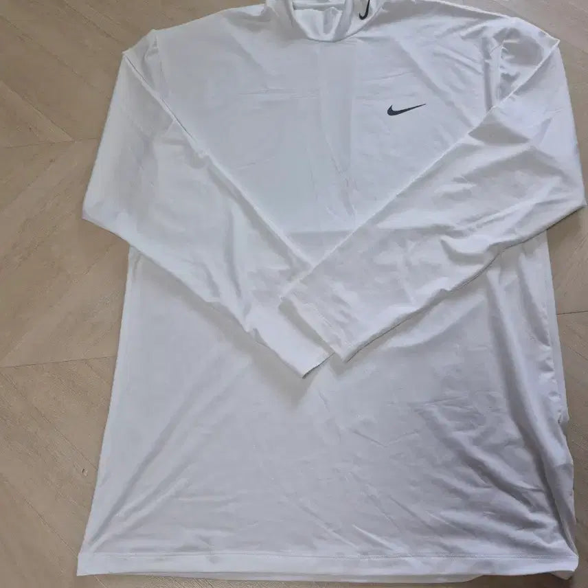 [BUNJANG] Nike White Long Sleeve Inner T-Shirt / 나이키 흰색 긴팔 이너 티셔츠
