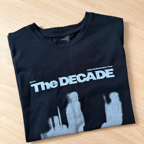[BUNJANG] DAY6 The DECADE T-shirt / 데이식스 The DECADE 데케이드 티셔츠