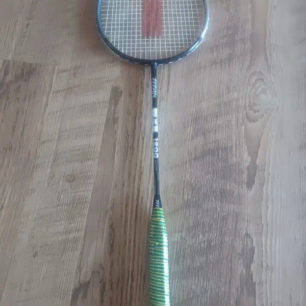 [BUNJANG] Titan Badminton Rackets (Set of 2) / 배드민턴 라켓