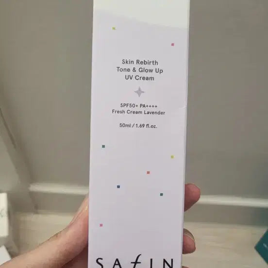 [BUNJANG] SAPIN Skin Reverse Tone & Glow Up UV Cream Lavender SPF50+ PA++++ 50ml / 사핀 스킨 리버스 톤앤 글로우업 UV 크림 라벤더 새상품