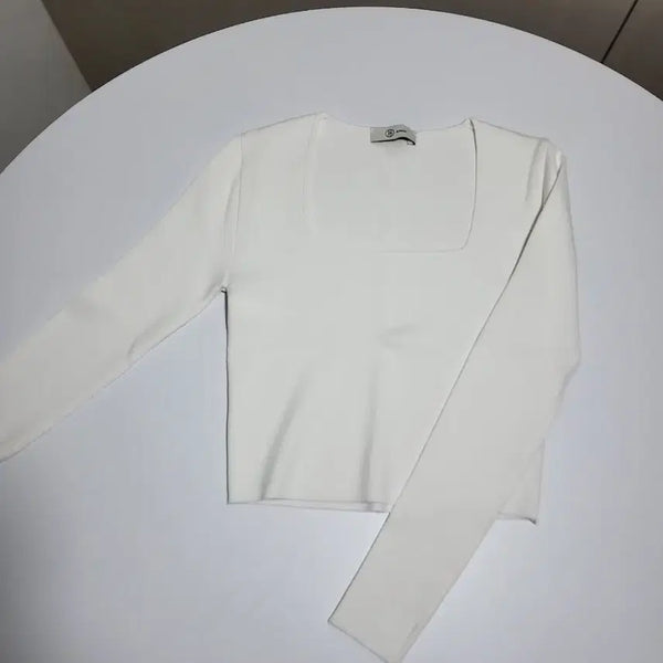 [BUNJANG] Blossom Crop Knit (New) / 블러썸 크롭 니트 새옷