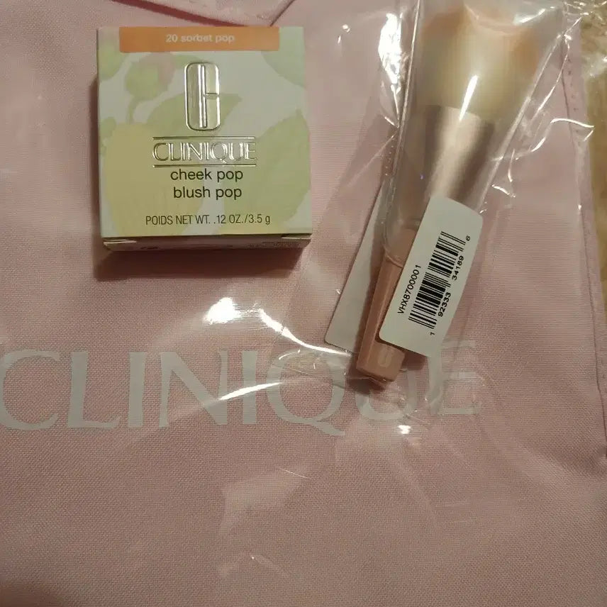 [BUNJANG] Clinique Cheek Pop Sorbet Pop Set with Brush and Pouch / 급처분 새제품) 크리니크 치크팝 소르베팝 크리니크 치크브러쉬 크리니크핑크 헹잉파우치무료드립니다