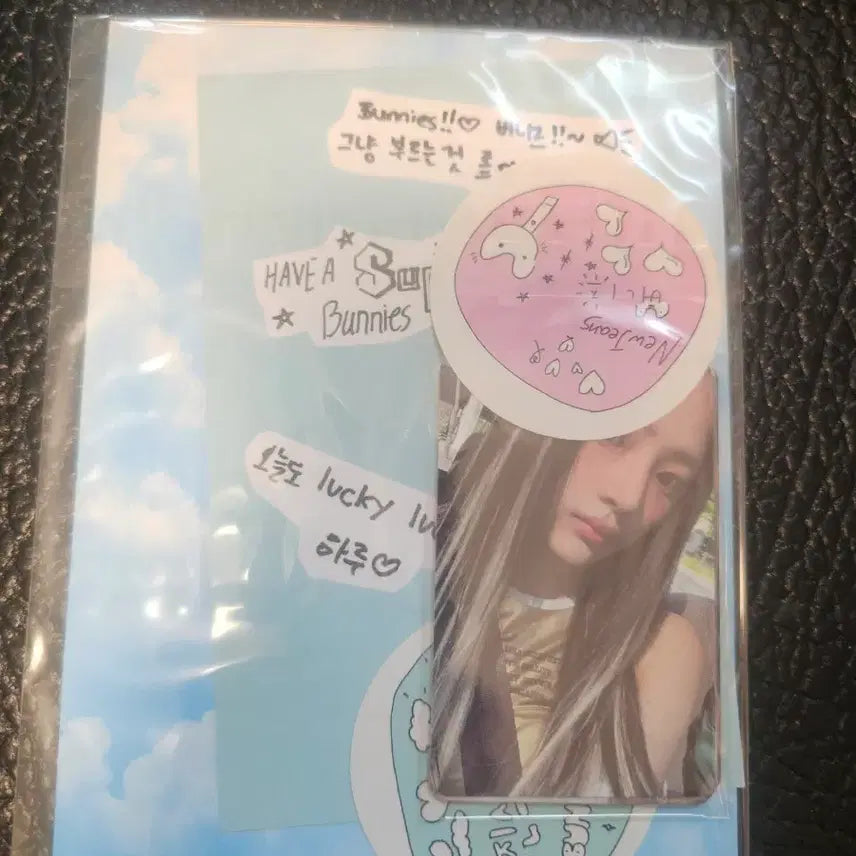 [BUNJANG] NewJeans Get Up Unofficial Photocard and Lyric Sheet Set / 뉴진스 겟업 공방 포카,가사지 세트