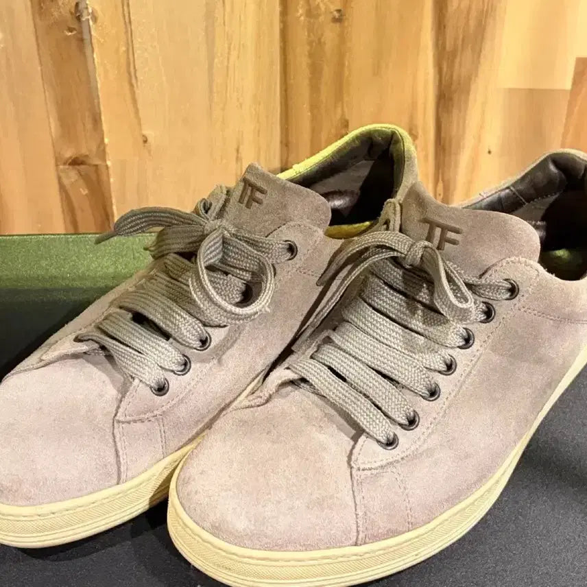 [BUNJANG] Tom Ford Russell Suede Sneakers / 톰포드 러셀 스니커즈 스웨이드 그레이 42(265-270)