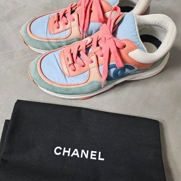 [BUNJANG] Chanel Sneakers Size 38 / 정품 샤넬 스니커즈 38사이즈