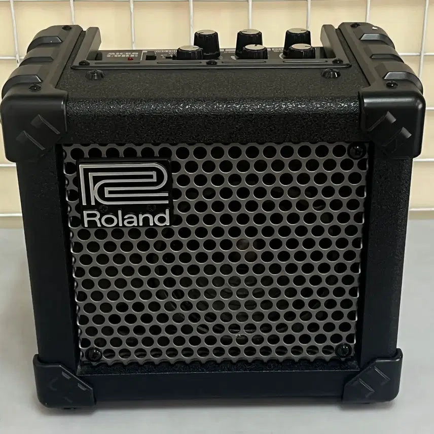 [BUNJANG] Roland Micro Cube Guitar Amplifier / 롤랜드 마이크로 큐브 기타 앰프