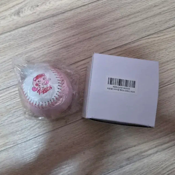 [BUNJANG] Kia Tigers Tinping Baseball + Acrylic Case / 기아타이거즈 티니핑 안전구/야구공+ 아크릴케이스