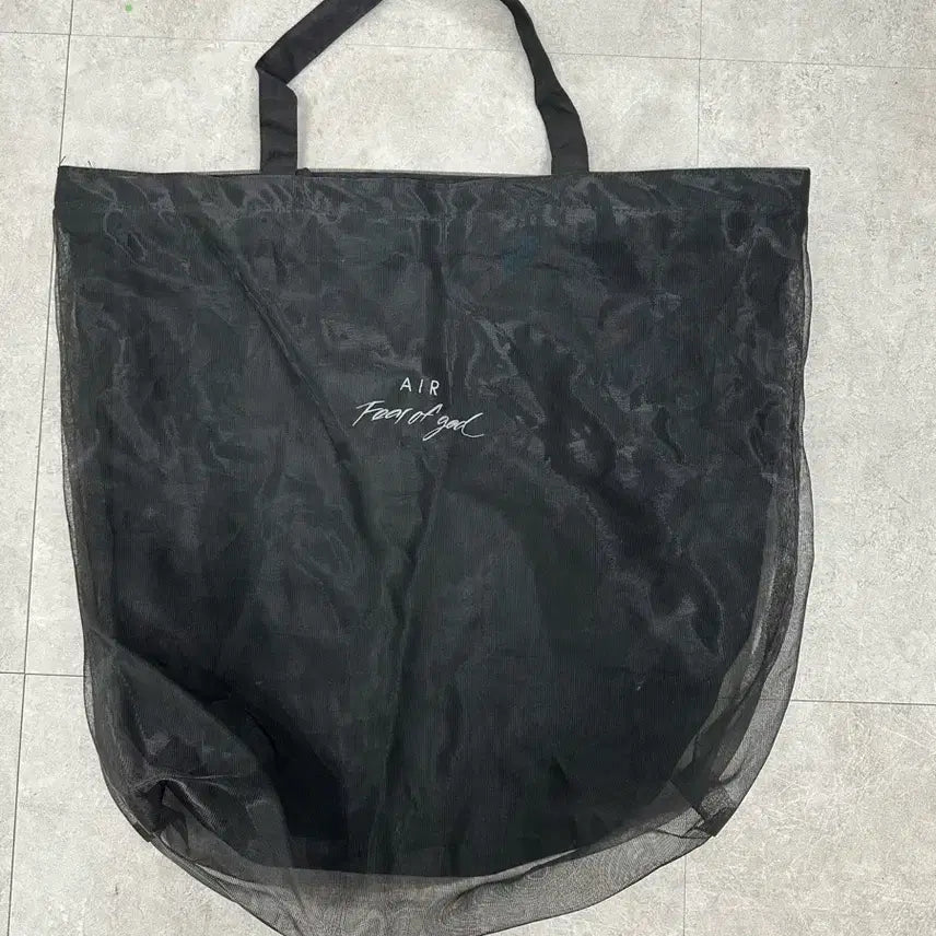 [BUNJANG] Nike x Fear of God Air Mesh Tote Bag (Black) - New / (정품) 나이키x피어오브갓 nike 남녀 공용 에어 메쉬 토트백 새제품 급처