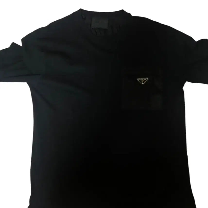 [BUNJANG] Prada Men's Black Re-Nylon Triangle Logo Pocket Short Sleeve T-Shirt XXL / [XXL/정품] 프라다(PRADA) 리나일론 삼각 로고 포켓 반팔티 블랙