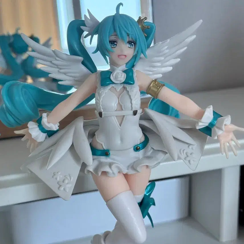 [BUNJANG] Sega 15th Anniversary Angel Miku Hatsune Vocaloid Figure / (예약)15주년 세가 천사 미쿠 피규어 하츠네 미쿠 보컬로이드