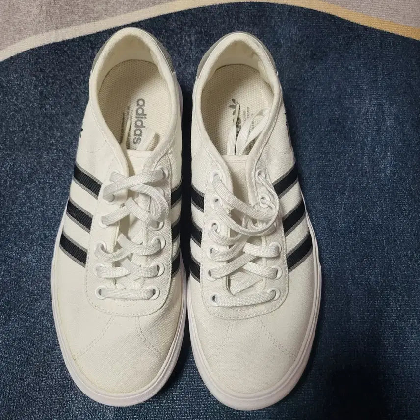 [BUNJANG] Adidas Delpala Sneakers Ivory (240) / 아디다스 델팔라 스니커즈 아이보리(240)