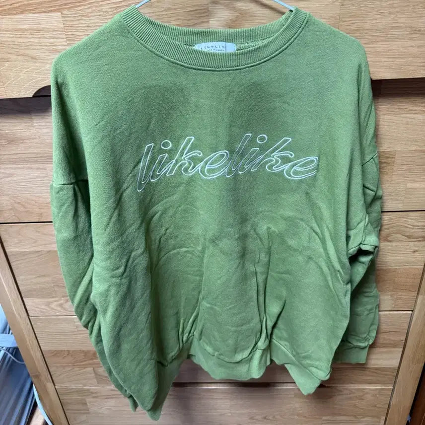 [BUNJANG] Green Crewneck Sweatshirt / 그린 맨투맨 / 지그재그 에이블리