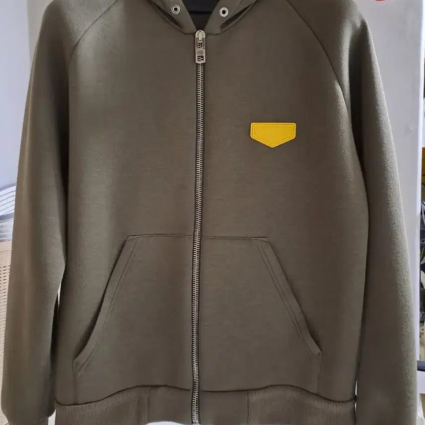 [BUNJANG] Givenchy Khaki Hoodie Zip-Up / 지방시 후드 집업 카키