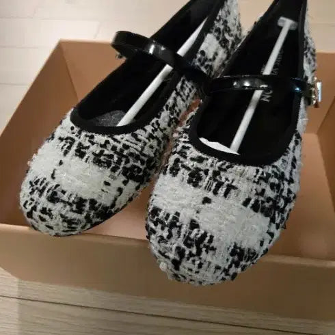 [BUNJANG] Louis Vuitton Romy Flat Ballerina Tweed Shoes / 루이비통 로미 플랫 발레리나 트위드 35.5(225) | 새상품 풀세트 | 국내백화점 구매