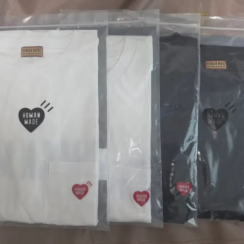 [BUNJANG] Human Made Pocket T-Shirt (White/Black) / [새상품]휴먼메이드 포켓 반팔티 M,XL 화이트/블랙