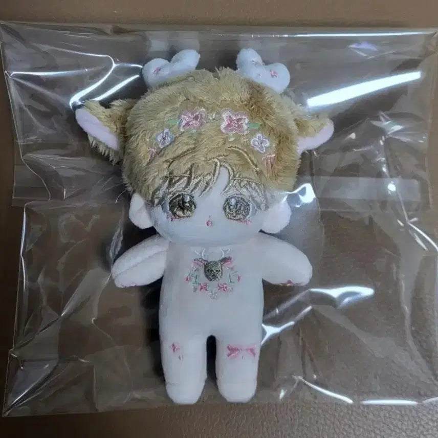 [BUNJANG] Debut or Death: Spring Blossom Ahyeon SP (10cm Plush) / 데못죽 봄꽃아현sp 선아현 속성 10cm 솜인형 새상품 원가이하 데뷔못하면죽는병걸림