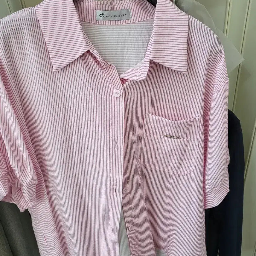 [BUNJANG] Open Closet Pink Stripe Shirt / 오픈클로젯 핑크 스트라이프 셔츠