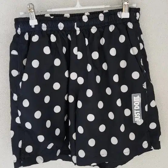 [BUNJANG] Nike Dot Pattern Shorts Black / 나이키 도트 패턴 쇼츠 블랙