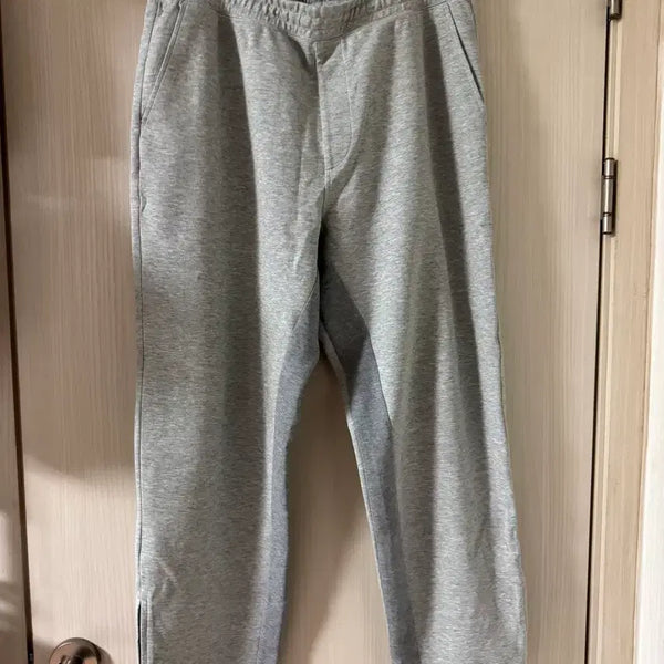 [BUNJANG] Uniqlo JWA Training Pants Grey XL / 유니클로 jwa 트레이닝 팬츠 그레이 xl 바지