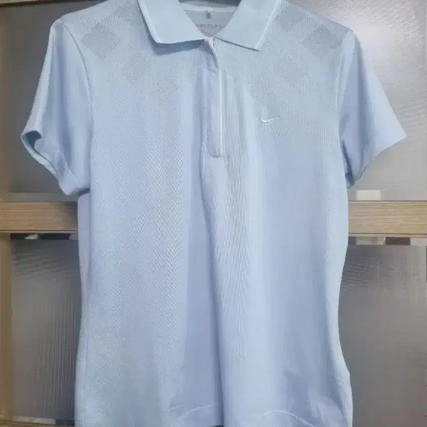 [BUNJANG] Nike Golf Short Sleeve Polo Shirt Sky Blue / 나이키 골프 반팔 카라티 셔츠 연하늘색90
